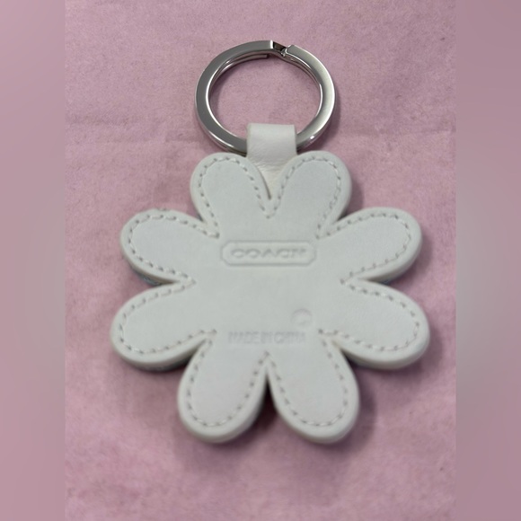 Coach light blue daisy keychain NWOT - Picture 2 of 2